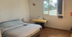 A louer appartement T4 meublé atypique situé au-dessus d’une villa à Etang Salé