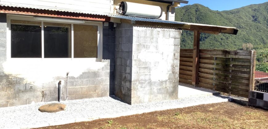 Location d’une charmante villa T4 de 84.86 m2 située dans un environnement calme avec vue sur la montagne à Saint Louis