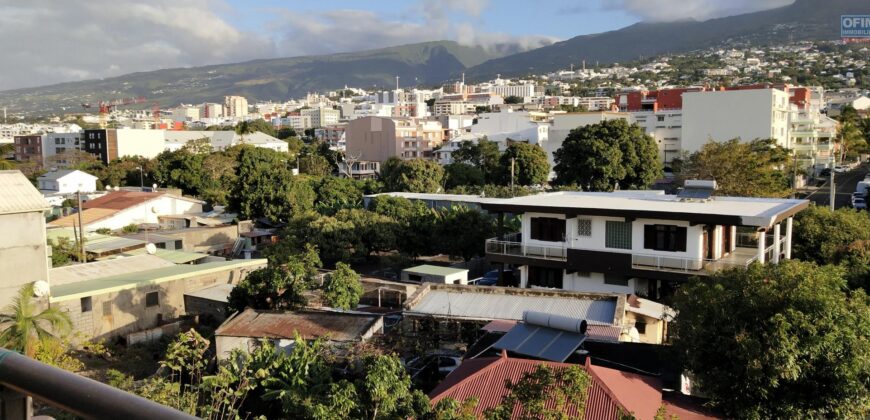 A louer un appartement T2 de 53m2 avec terrasse dans une résidence à Sainte Clotilde