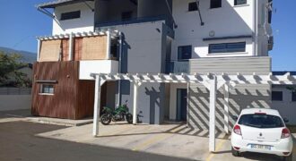 Location d’un charmant appartement F3 en rez-de-jardin dans une résidence récente à La Saline Les Hauts