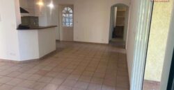 Location d’un appartement T4 situé aux Avirons dans une petite copropriété calme