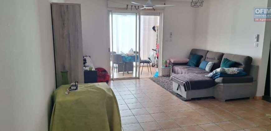 A louer un bel appartement F3 avec jardin à proximité des commerces à Sainte Marie