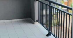 Location d’une spacieuse villa T5 de 170 m2 située dans le secteur paisible de La Bretagne