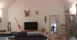 A louer une grande villa atypique de 173 m² sur les hauteurs de Saint-Gilles les Bains