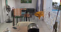 A louer une grande villa atypique de 173 m² sur les hauteurs de Saint-Gilles les Bains