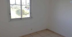 À vendre lumineux appartement T3 de 59.54 m2 situé dans une résidence calme et sécurisée à Saint Joseph