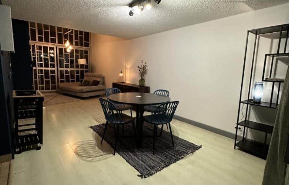 Location d’un bel appartement meublé T2 de 52.23 m2 situé à Saint Denis