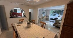 À vendre villa F4 rénovée de 110 m2 située dans un cadre paisible à Roche Maigre