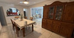 À vendre villa F4 rénovée de 110 m2 située dans un cadre paisible à Roche Maigre