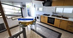 À louer agréable appartement de type F2/F3 de 62.47 m2 situe dans le secteur de Vincendo
