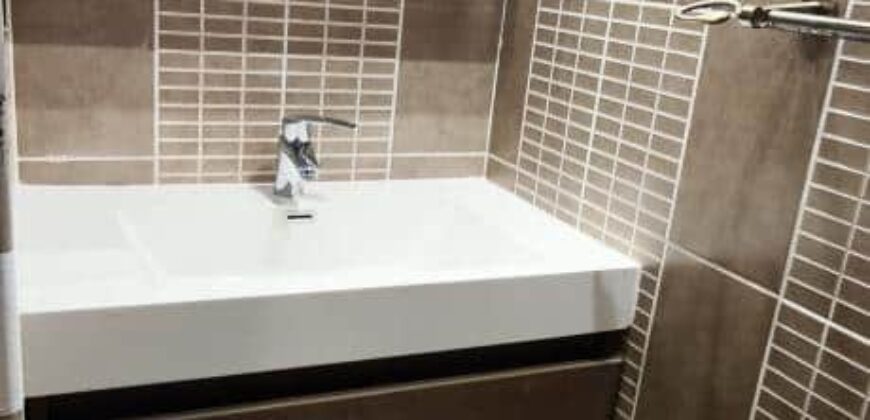 À louer agréable appartement de type F2/F3 de 62.47 m2 situe dans le secteur de Vincendo