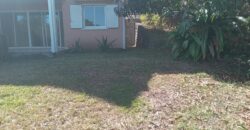 A vendre un appartement T3 sur un terrain de 249m2 situé à Bois de Nèfles- Saint Paul