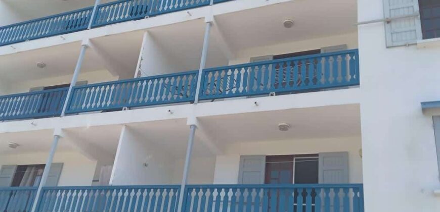A louer appartement de 90m2 avec varangue situé au centre ville de Saint Paul