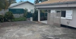 À louer une villa T4 de plain-pied de 100 m2 située au début de la de Condé à Ravine des Cabris