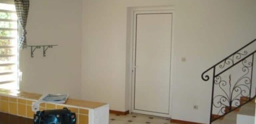 A louer une villa F5 de 99m2 avec piscine sur le bas de la Possession
