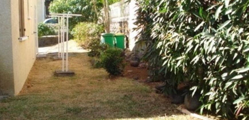 A louer une villa F5 de 99m2 avec piscine sur le bas de la Possession