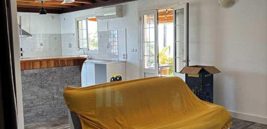Location une très belle villa T5/6 avec vue mer et montagne située à Bérive au tampon