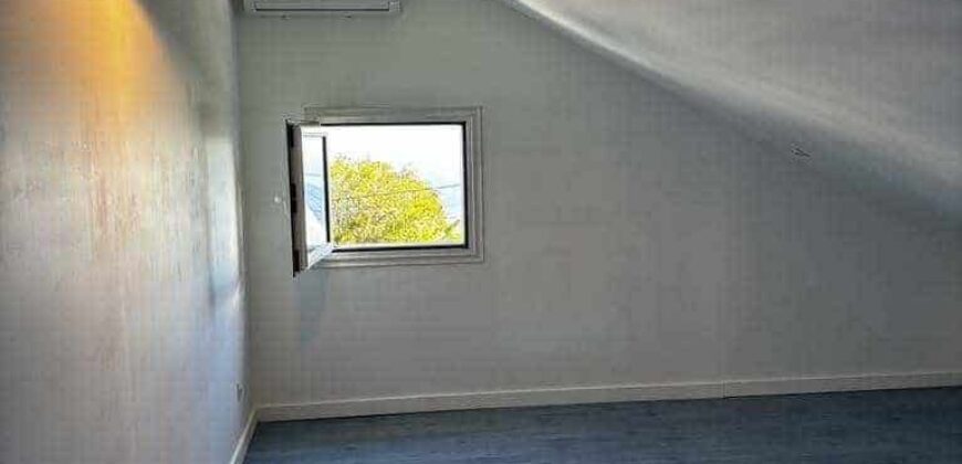 Location une très belle villa T5/6 avec vue mer et montagne située à Bérive au tampon