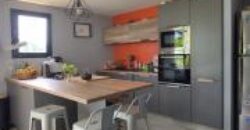 Location d’une charmante villa meublée de 94m2 habitable dans le quartier de Duparc à Sainte Marie