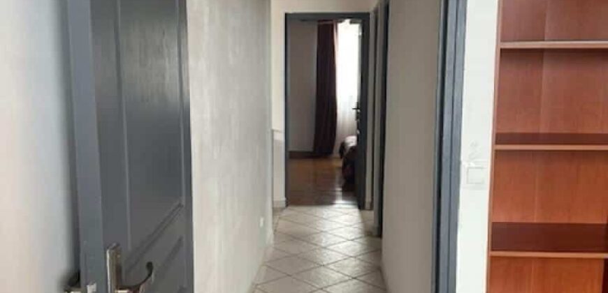 Location villa une superbe villa meublée de 100 m2 nichée dans un endroit calme sur la Route de Condé