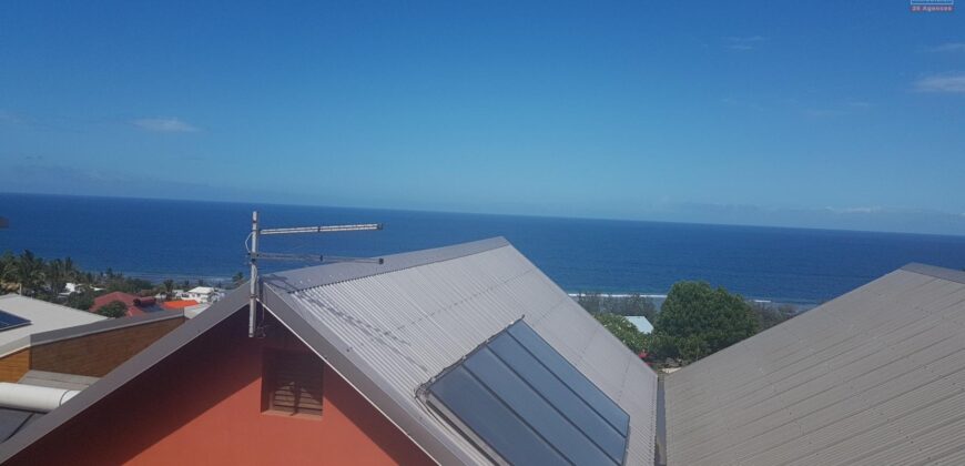 A louer une villa F4 en duplex dans le lotissement des Pêcheurs à Saint Leu