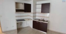 A vendre un appartement de 65m2 à deux pas de boulevard Sud à Sainte Clotilde
