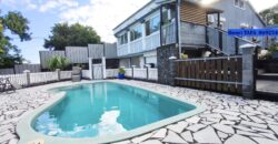 À vendre une belle villa T4 de 100 m2 avec piscine située dans dans le quartier de Vincendo