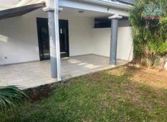 À louer un appartement T3 de 65 m2 habitable situé à Etang Salé Les Hauts proche du centre-ville