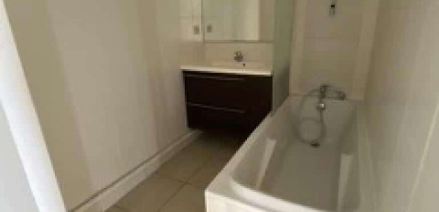 A louer un appartement T3 de 57.35m2 situé dans le secteur Moufia à Sainte Clotilde