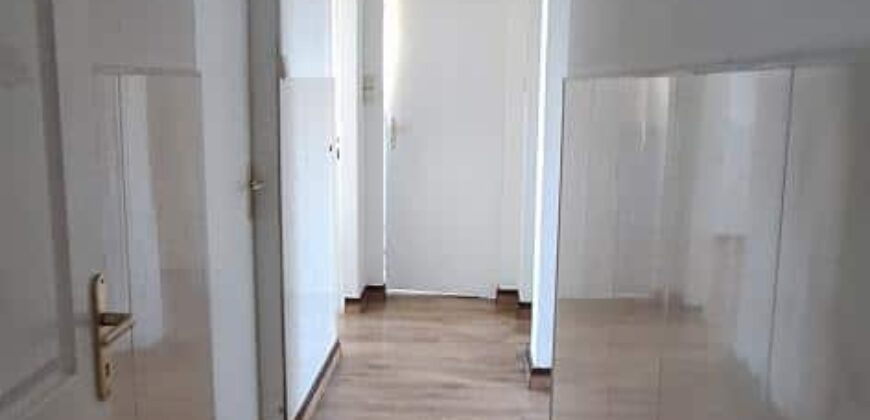 Location d’une grande villa F5 de 133m2 située proche centre ville de Saint Benoit