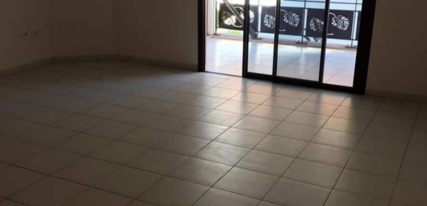 A vendre un appartement T2 de 43m2 dans une résidence avec piscine à La Montagne