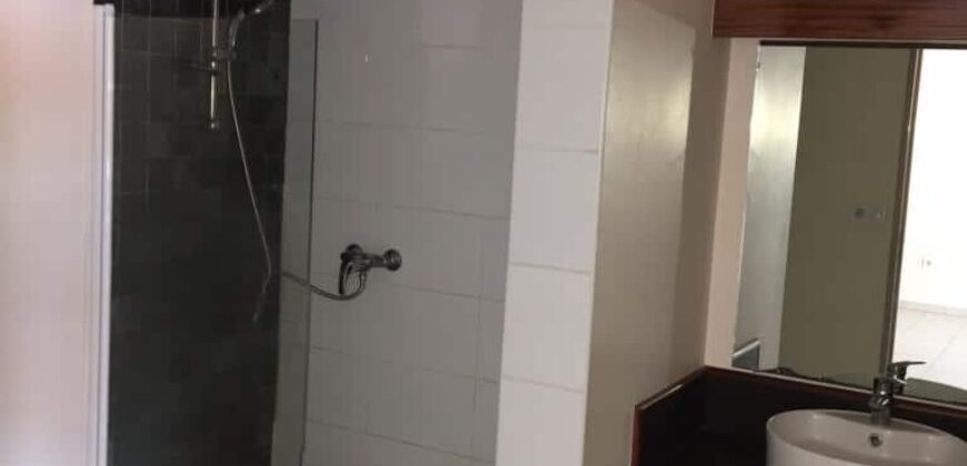 A vendre un appartement T2 de 43m2 dans une résidence avec piscine à La Montagne