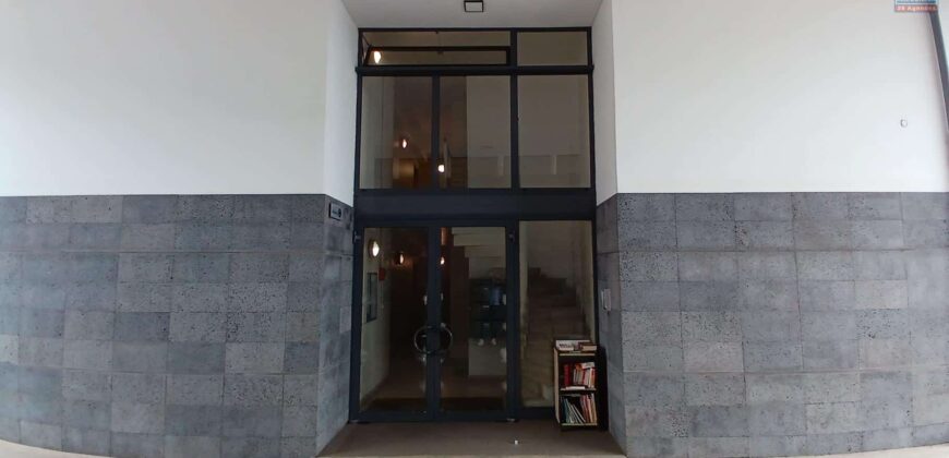 A vendre un appartement T2 de 35m2 dans une résidence sécurisée avec piscine à Saint Denis