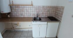 A vendre un appartement T2 de 35m2 dans une résidence sécurisée avec piscine à Saint Denis