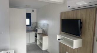 Location charmant appartement en duplex T2 situé à Terre-Sainte avec vue mer exceptionnelle
