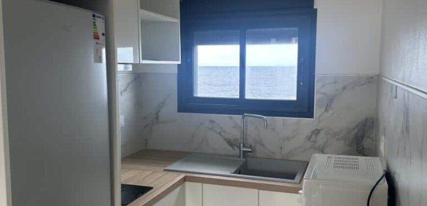 Location charmant appartement en duplex T2 situé à Terre-Sainte avec vue mer exceptionnelle
