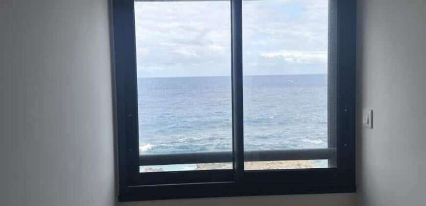Location charmant appartement en duplex T2 situé à Terre-Sainte avec vue mer exceptionnelle