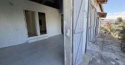 À vendre villa T3/4 de 120 m2 à rénover avec vue mer à La Rivière Saint-Louis