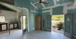À vendre villa T3/4 de 120 m2 à rénover avec vue mer à La Rivière Saint-Louis