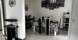 A louer un lumineux appartement meublé de typer F3 proche des commerces à Sainte Marie