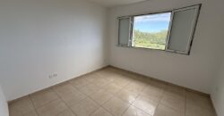 À vendre villa R+1 neuve avec jardin varangue et panorama exceptionnel située aux Avirons