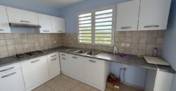 À vendre villa R+1 neuve avec jardin varangue et panorama exceptionnel située aux Avirons