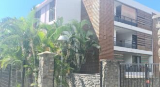 A vendre un charmant appartement dans une résidence proche des commerces à Sainte Clotilde