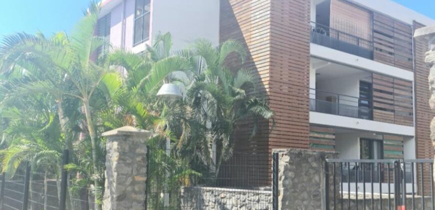 A vendre un charmant appartement dans une résidence proche des commerces à Sainte Clotilde