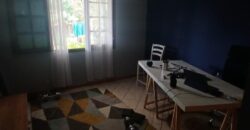 A louer une grande villa de type F6 de 169m2 avec jardin à Saint Gilles Les Hauts