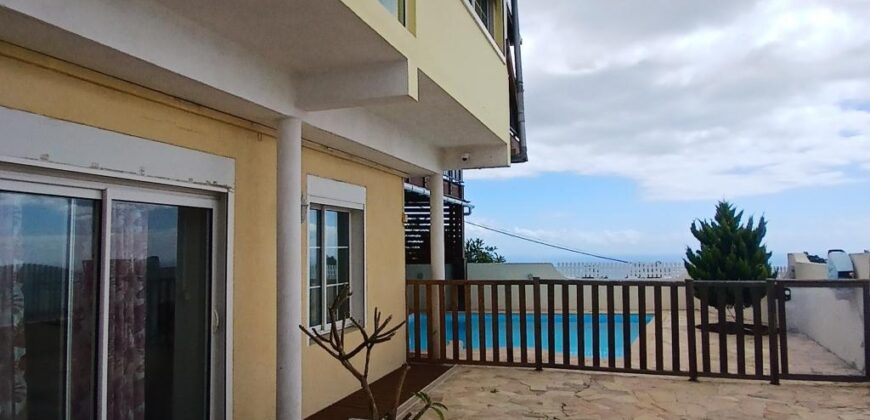Location d’une magnifique villa F4 avec piscine, jacuzzi et une splendide vue mer à Bois de Nèfles Saint-Paul