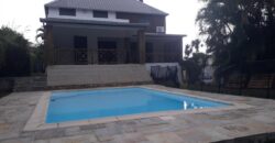 Location d’une charmante villa F5 en duplex avec piscine nichée sur le bas de la Possession