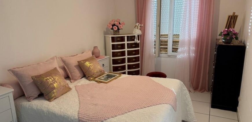 À vendre un charmant appartement T3 de 78 m2 situé dans une résidence de standing au Tampon