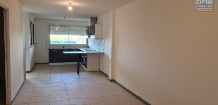 Vente d’un agréable appartement T2 situé dans une résidence sécurisée avec piscine au Tampon