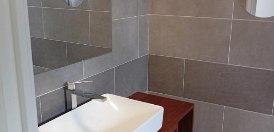 A louer un appartement récent de 67m2 proche des commerces à La Saline les Hauts